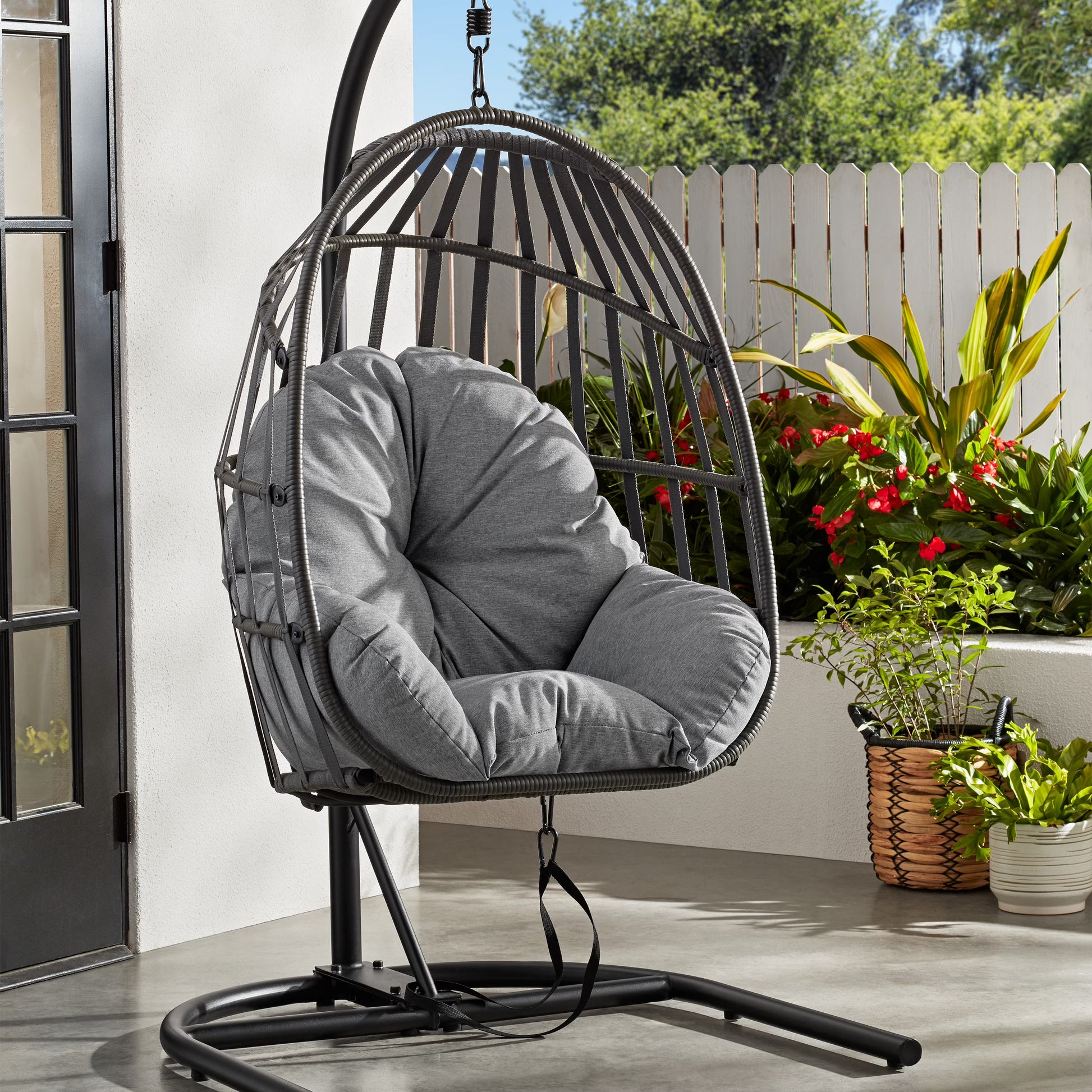 Mainstays Outdoor Wicker Patio Hanging Egg Chair, Gray(Gray)